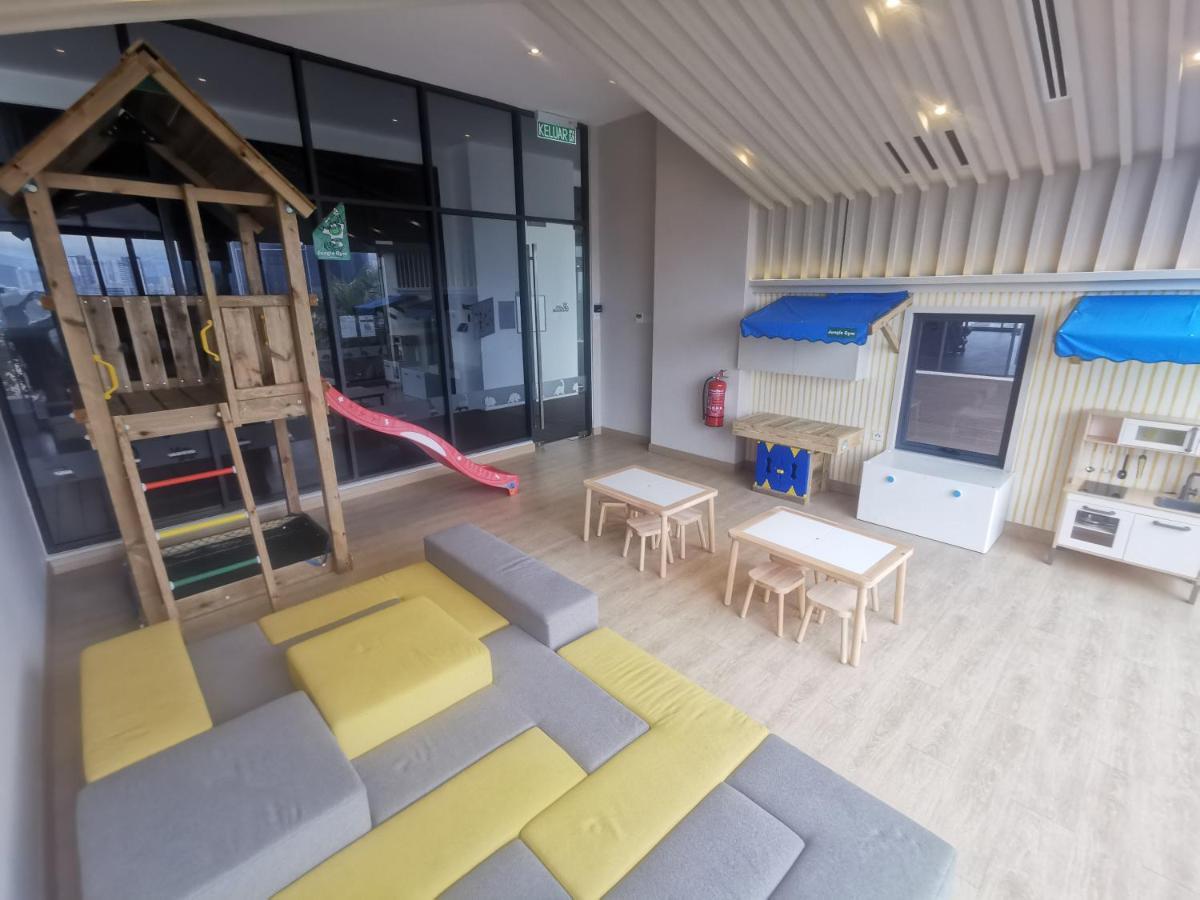 Continew Residence By Homebrickz クアラルンプール エクステリア 写真